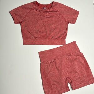 Seamless Red Short Workout Set - Size M, Excellent Condition